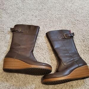 Crocs Brown Wedge Comfort Boots Size 8.5